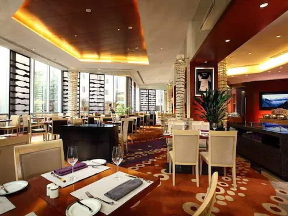 Beijing New Century Hotel Bagian luar foto