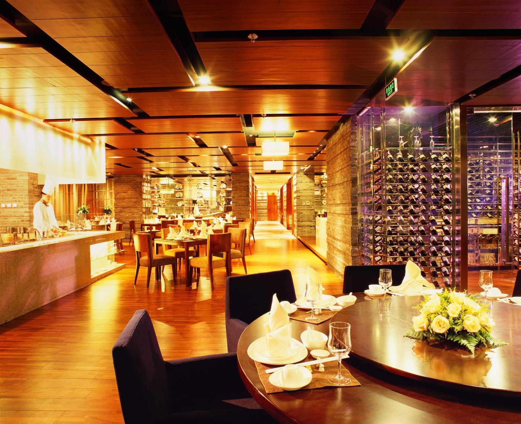 Beijing New Century Hotel Bagian luar foto